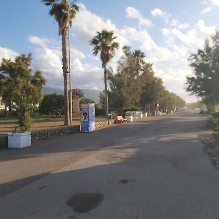 Casa Vacanza Marta Torrenova  Luaran gambar